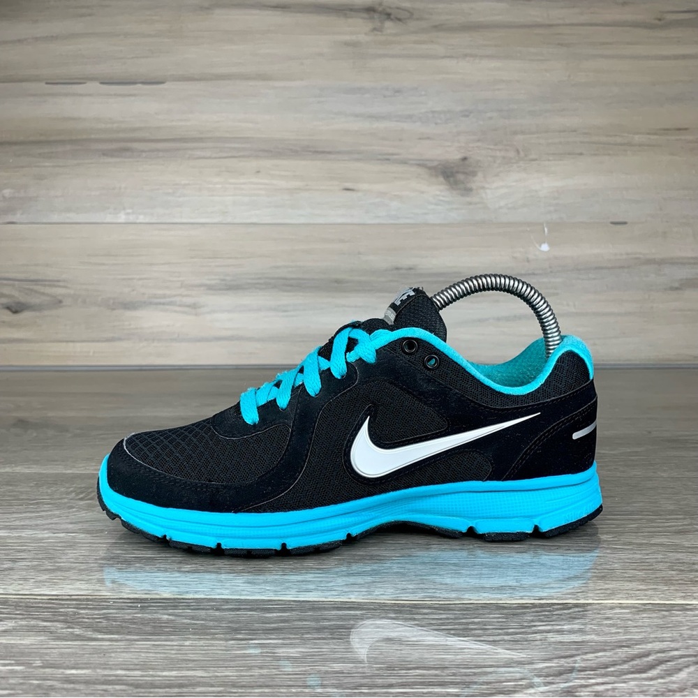 Blue/Black Nike Relentless running walking shoes womens size 7 shoes
